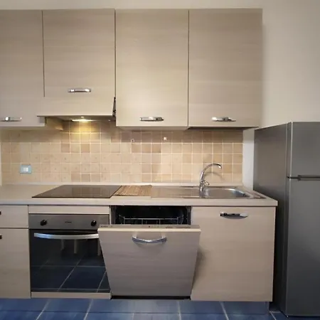 Sunset Apartment *